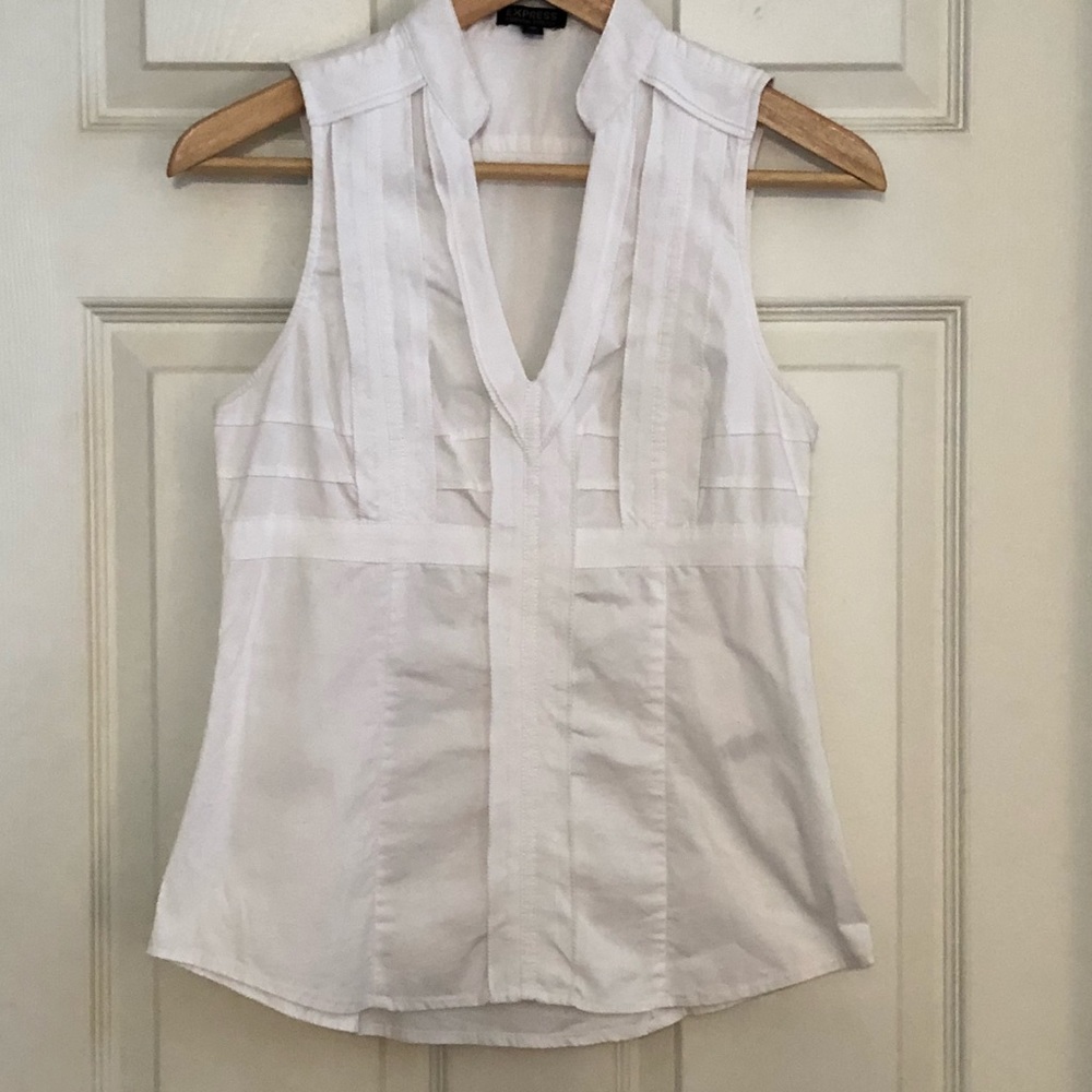 White Express sleeveless blouse